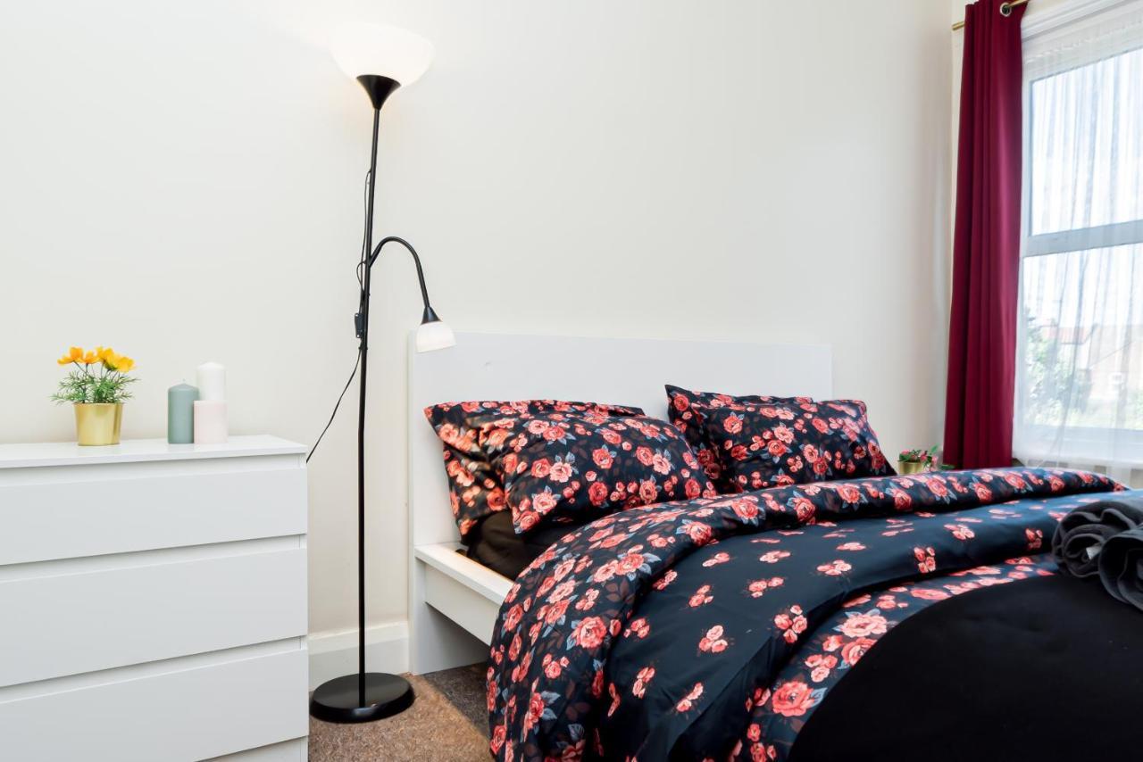 Shirley House 1, Guest House, Self Catering, Self Check In With Smart Locks, Use Of Fully Equipped Kitchen, Walking Distance To Southampton Central, Excellent Transport Links, Ideal For Longer Stays Exterior foto